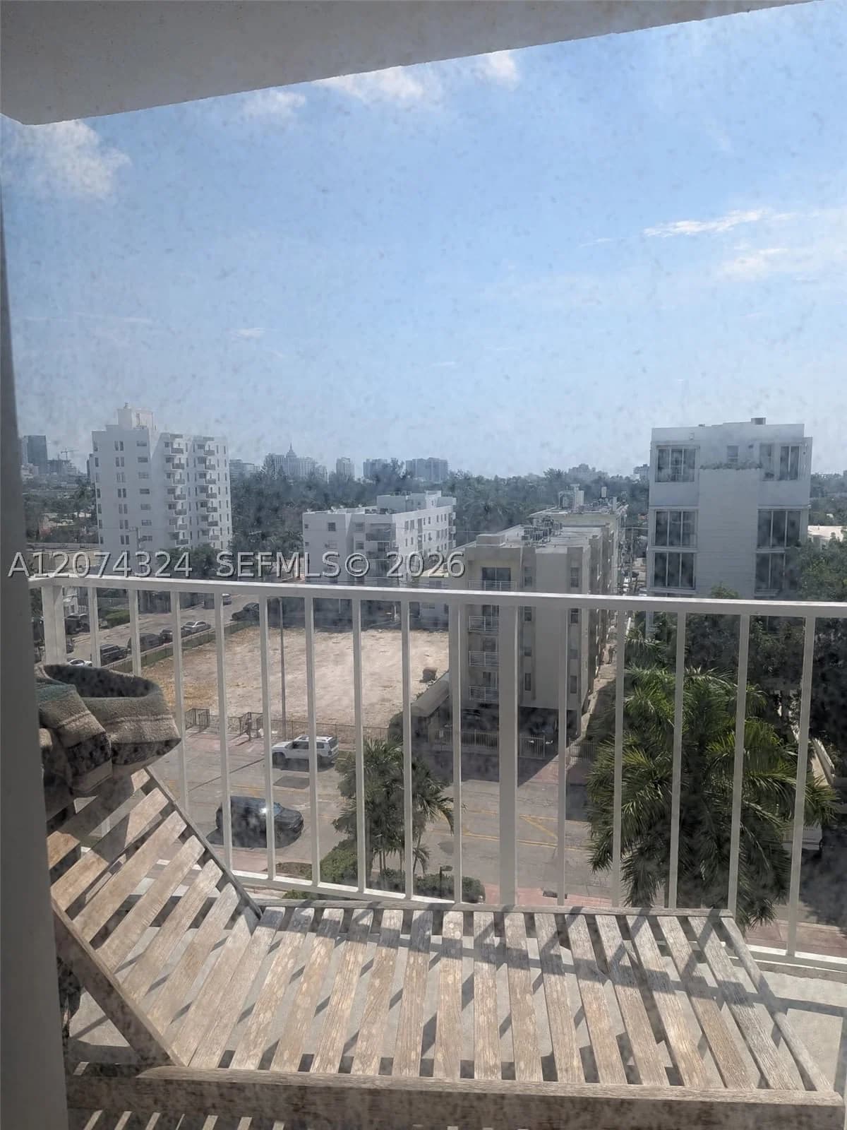 1-bedroom Condo — 1228 West Ave #609, Miami Beach, FL 33139