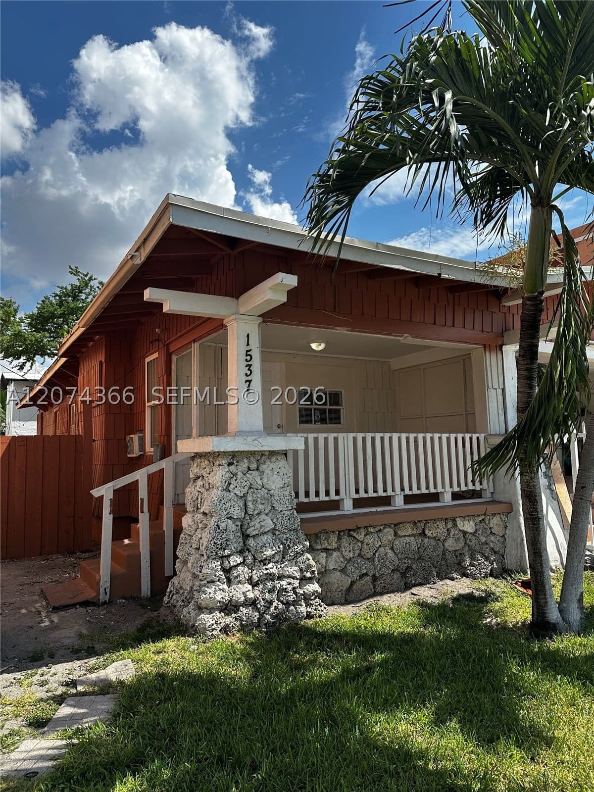 2-bedroom Apartment — 1545 1st St #1537, Miami, FL 33125