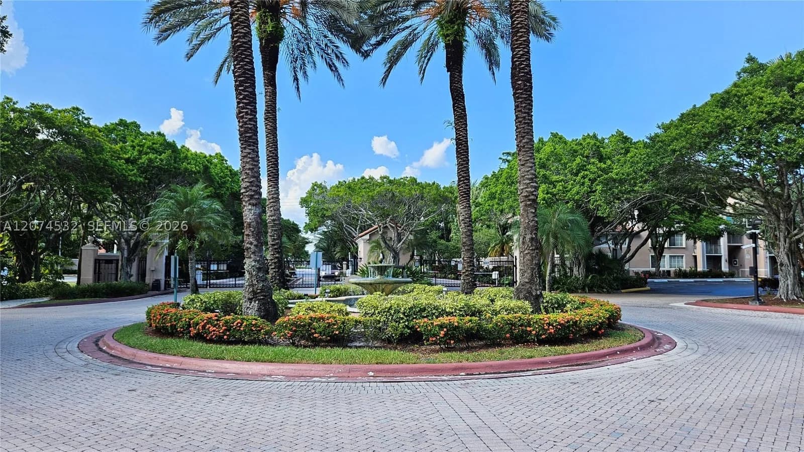 2+1 Condo — 12112 Saint Andrews Pl #309, Miramar, FL 33025