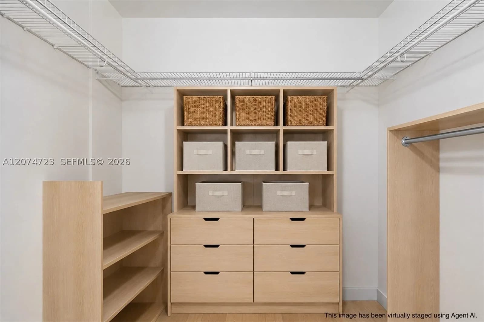 1+1 Condo — 253 2nd St #3104, Miami, FL 33132