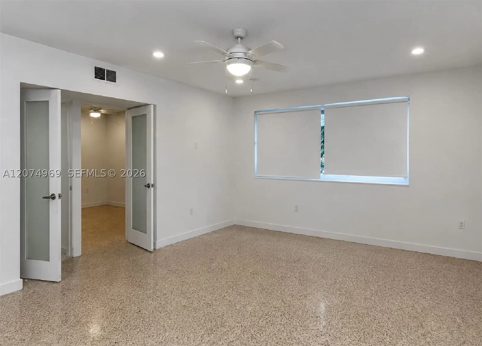 Mülk — 1385 105th St, Miami Shores, FL 33138