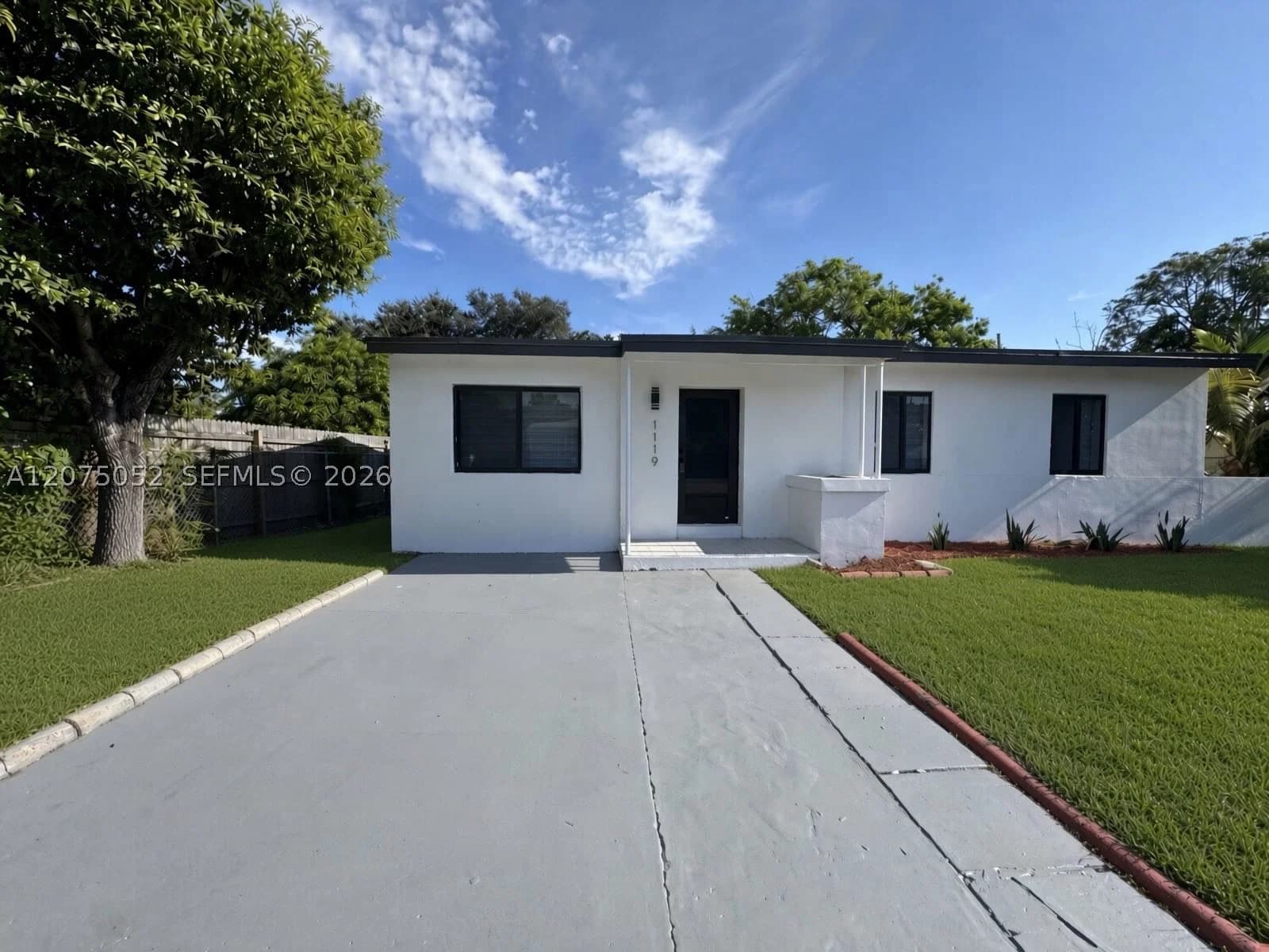 4+1 Müstakil ev — 1119 11th Ct, Fort Lauderdale, FL 33311
