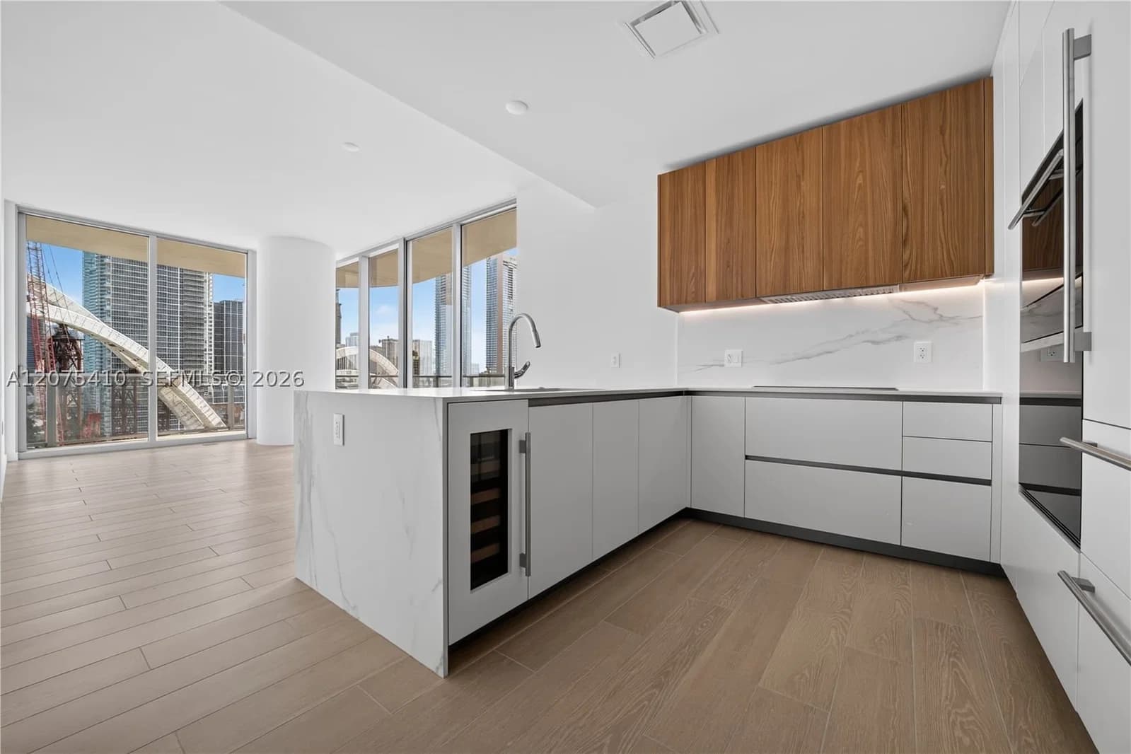 2-bedroom Condo — 1400 Biscayne Blvd #1502, Miami, FL 33132