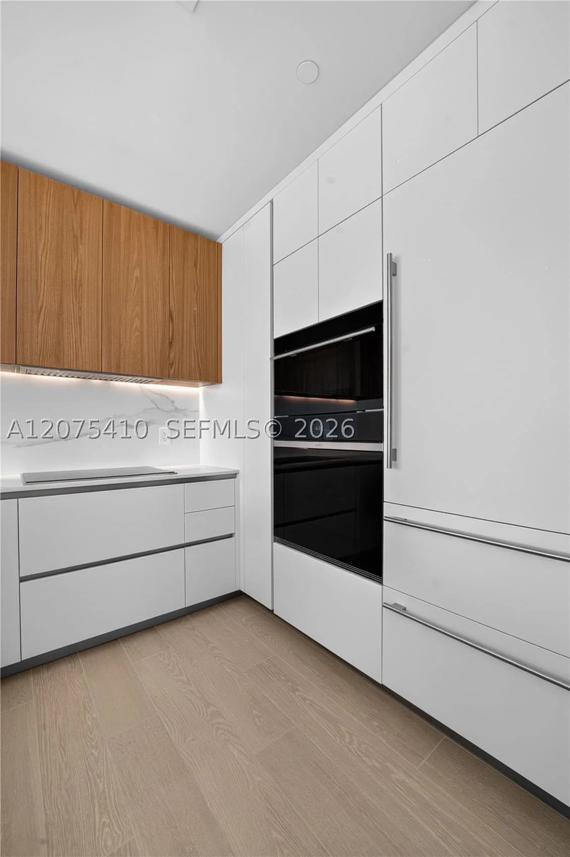 2-bedroom Condo — 1400 Biscayne Blvd #1502, Miami, FL 33132