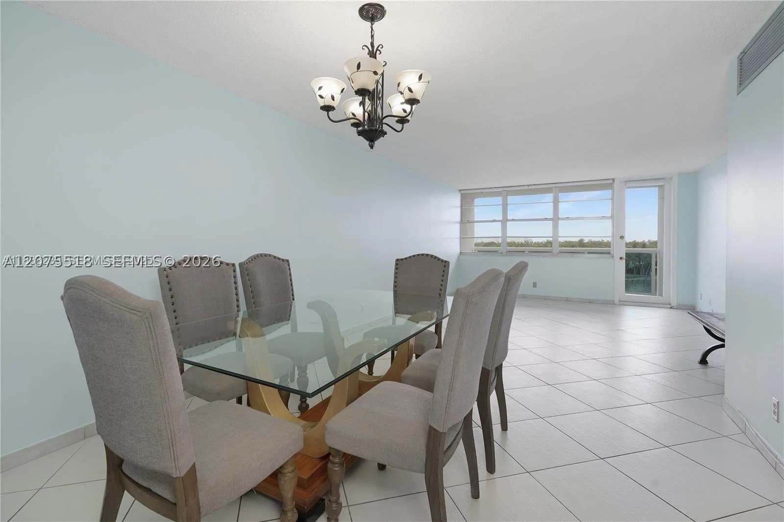 1-bedroom Condo — 6770 Indian Creek Dr #6G, Miami Beach, FL 33141