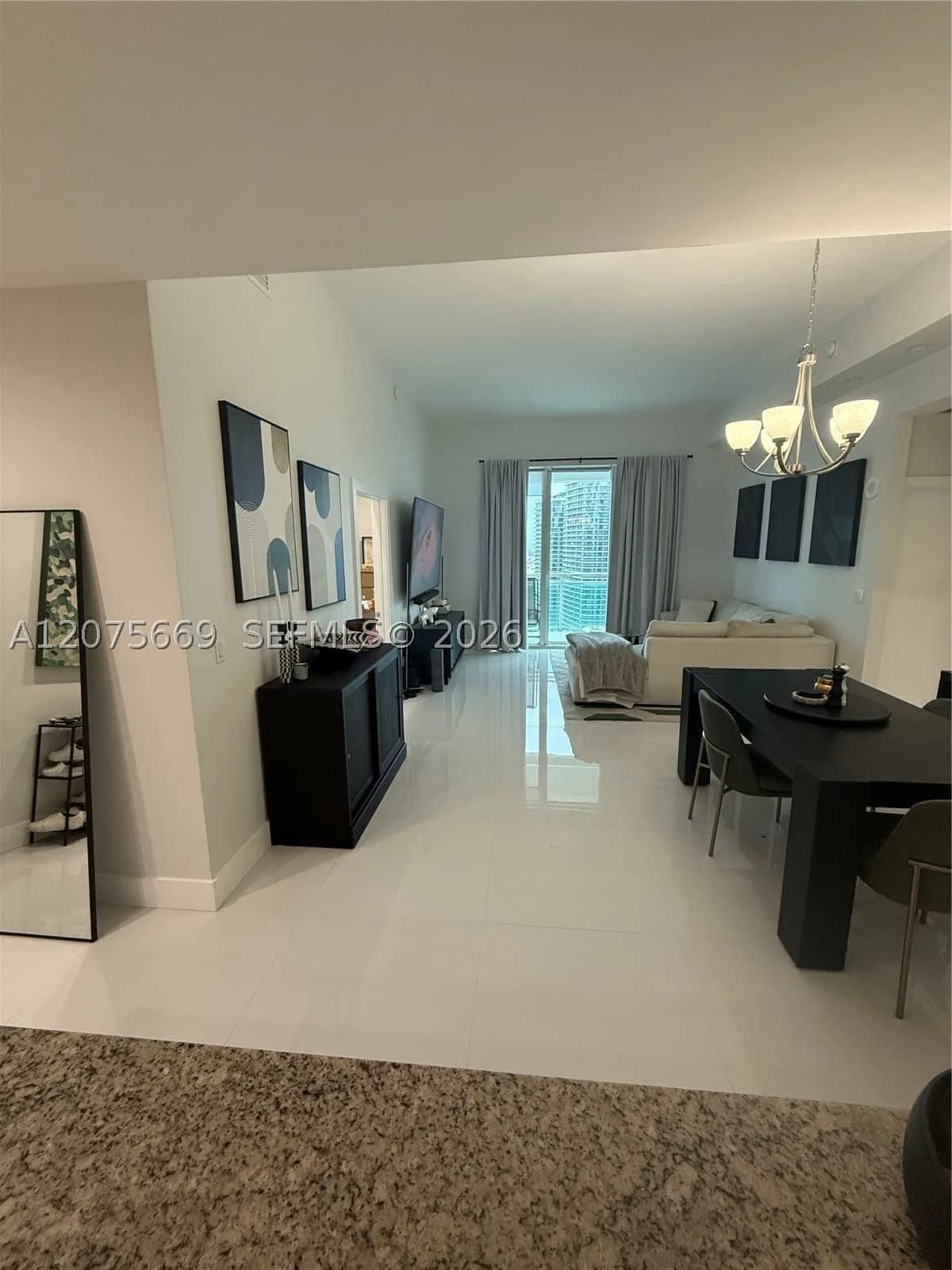 2-bedroom Condo — 951 Brickell Ave #4105, Miami, FL 33131