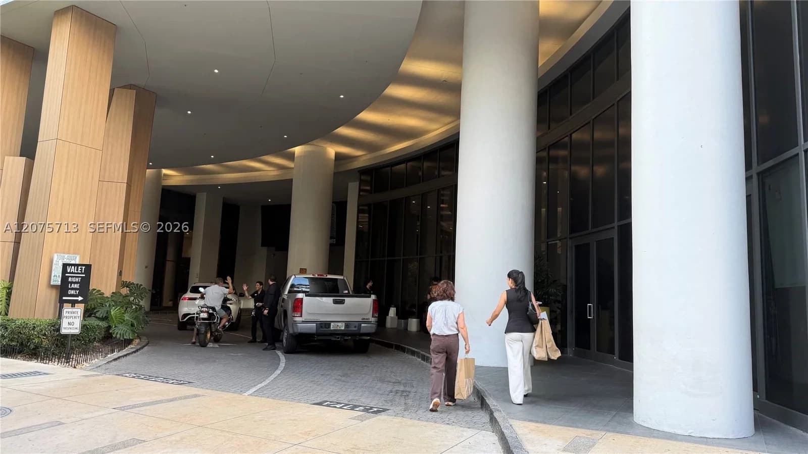 2+1 Condo — 45 9th St #1106, Miami, FL 33130