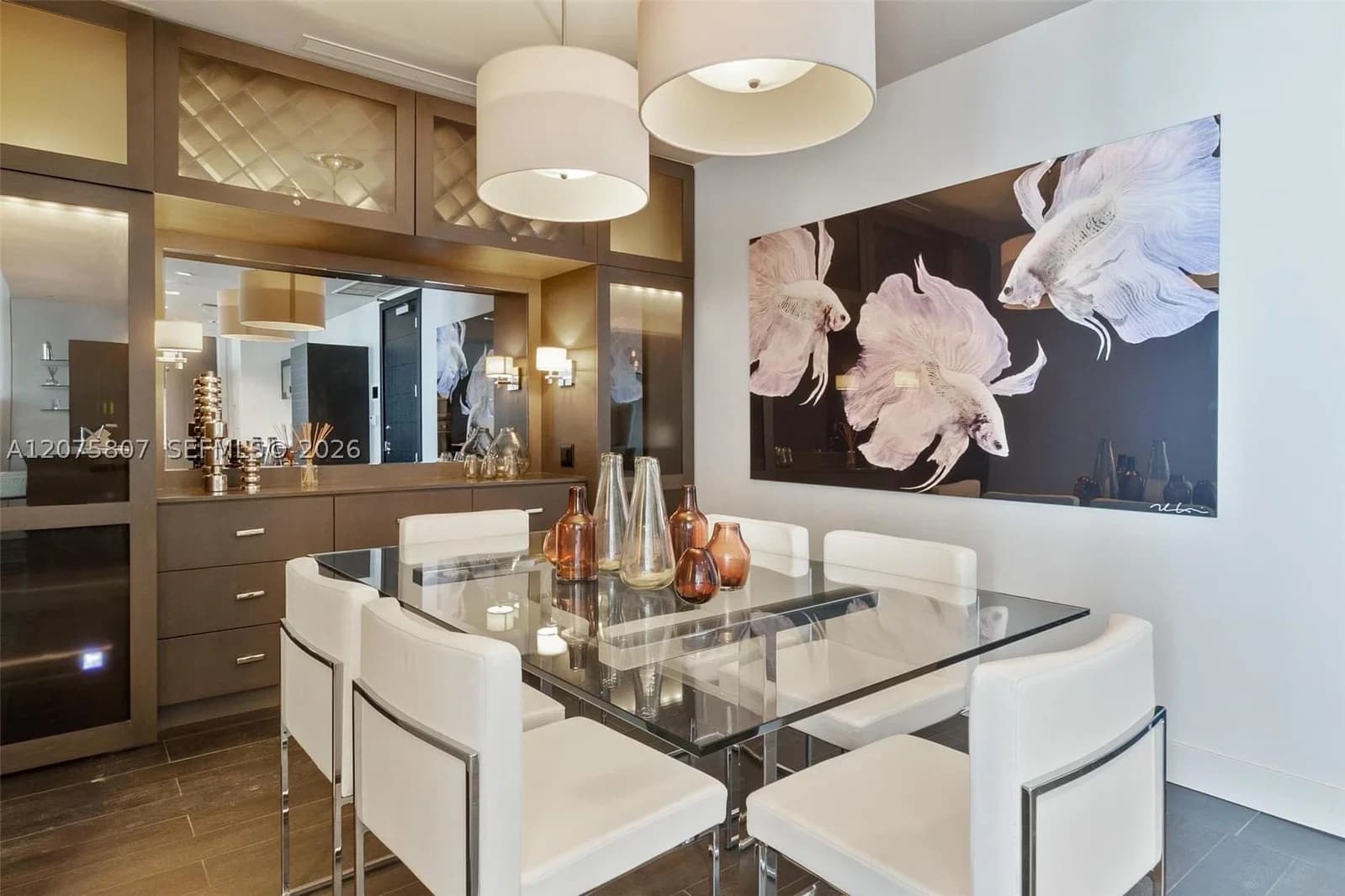 2+1 Condo — 200 Biscayne Boulevard Way #5211, Miami, FL 33131