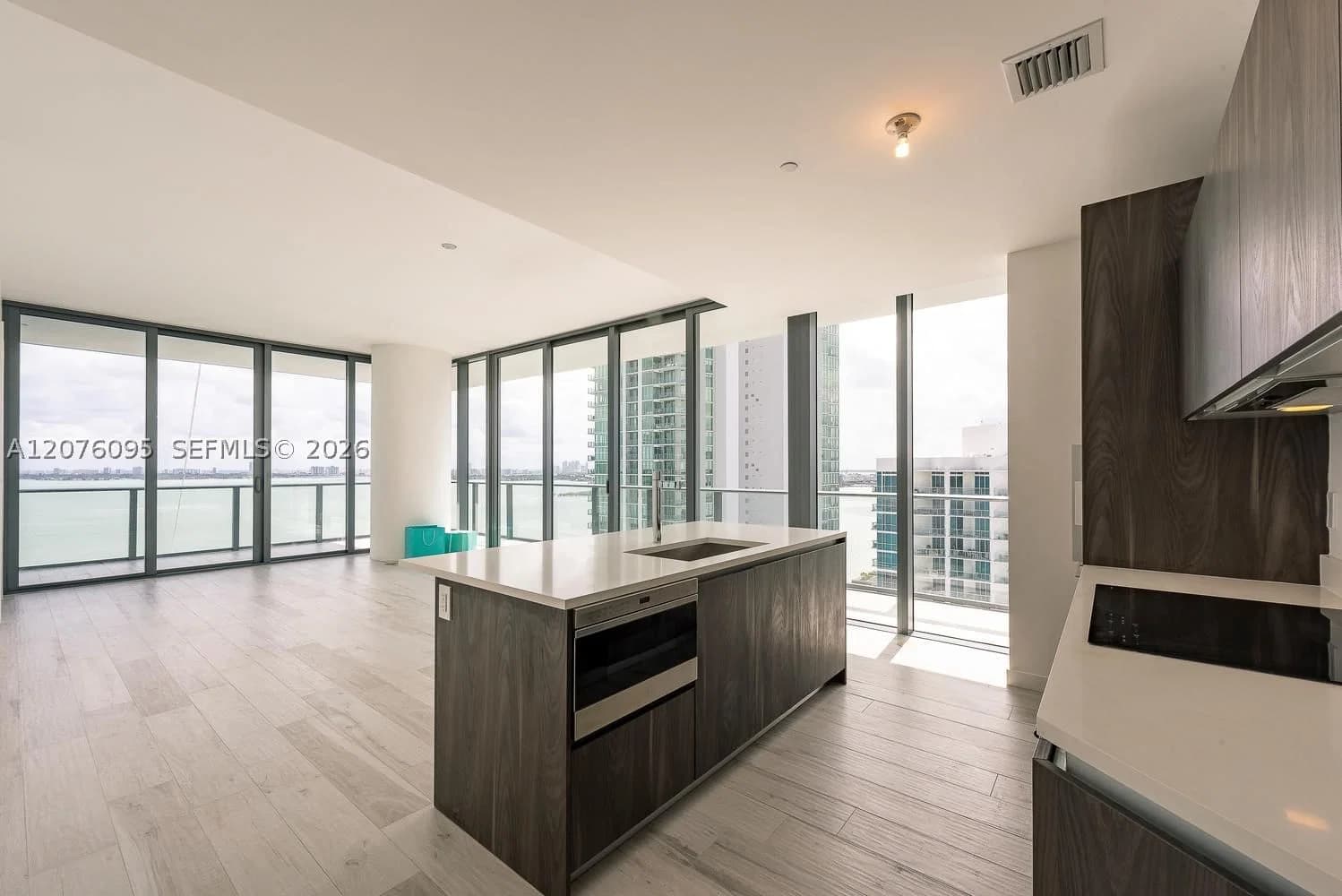 4-bedroom Condo — 480 31st St #2101, Miami, FL 33137