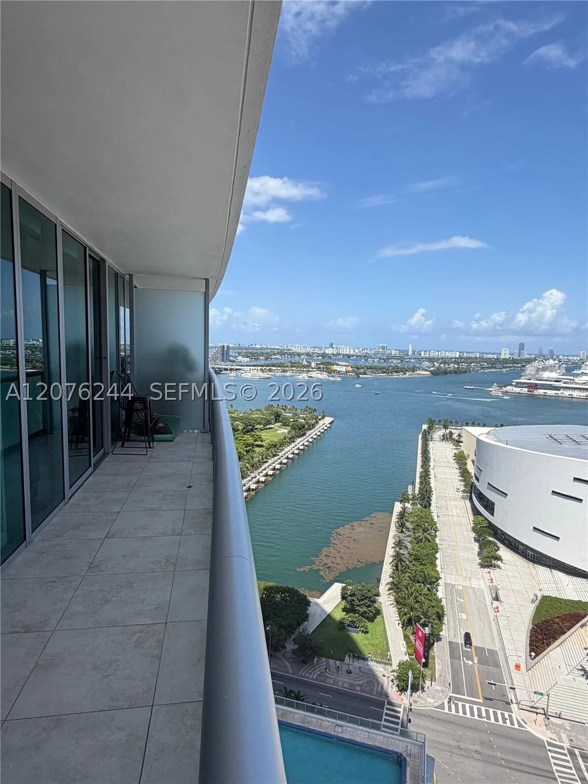 1-bedroom Condo — 888 Biscayne Blvd #2702, Miami, FL 33132