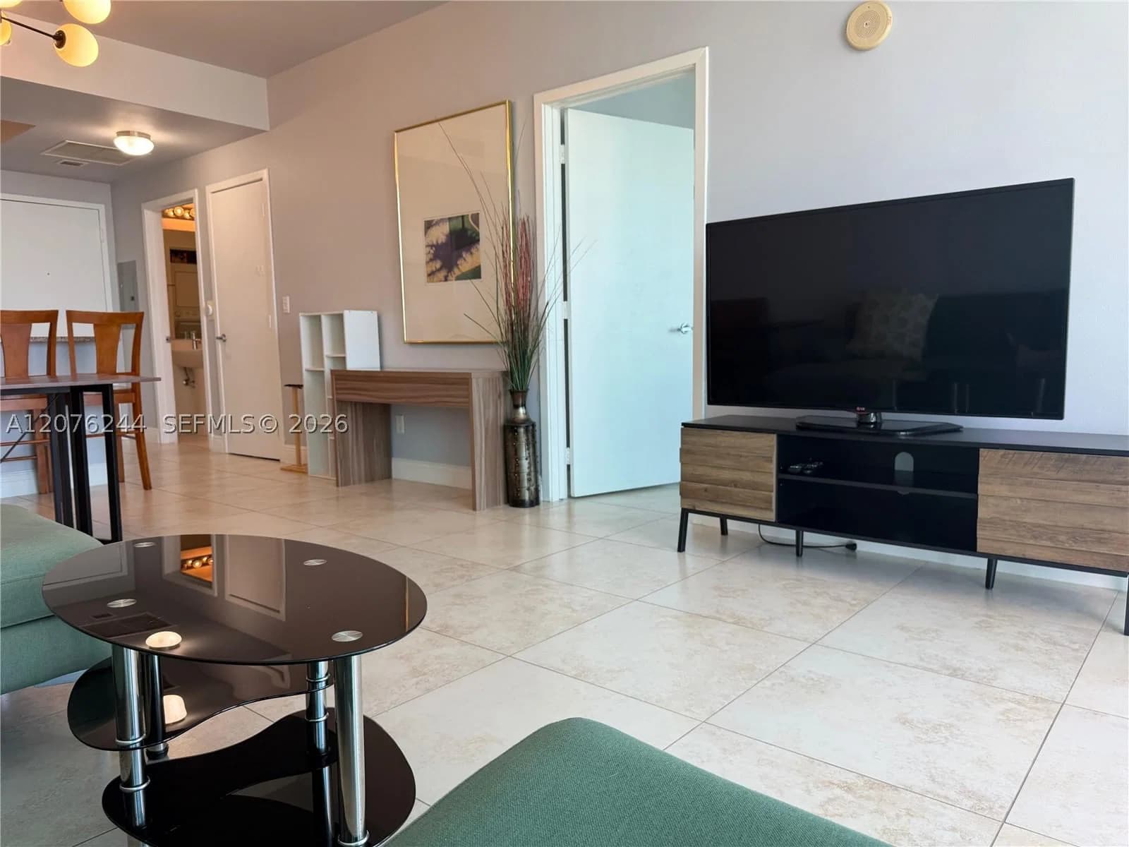 1-bedroom Condo — 888 Biscayne Blvd #2702, Miami, FL 33132