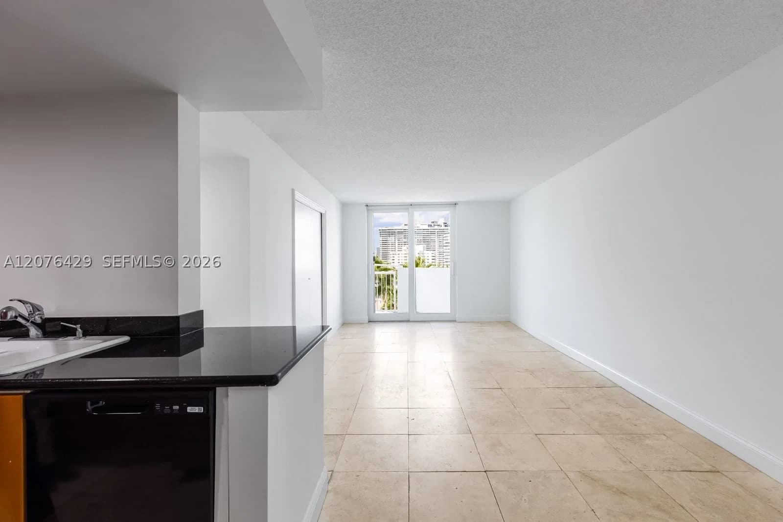 2-bedroom Condo — 1621 Bay Rd #604, Miami Beach, FL 33139