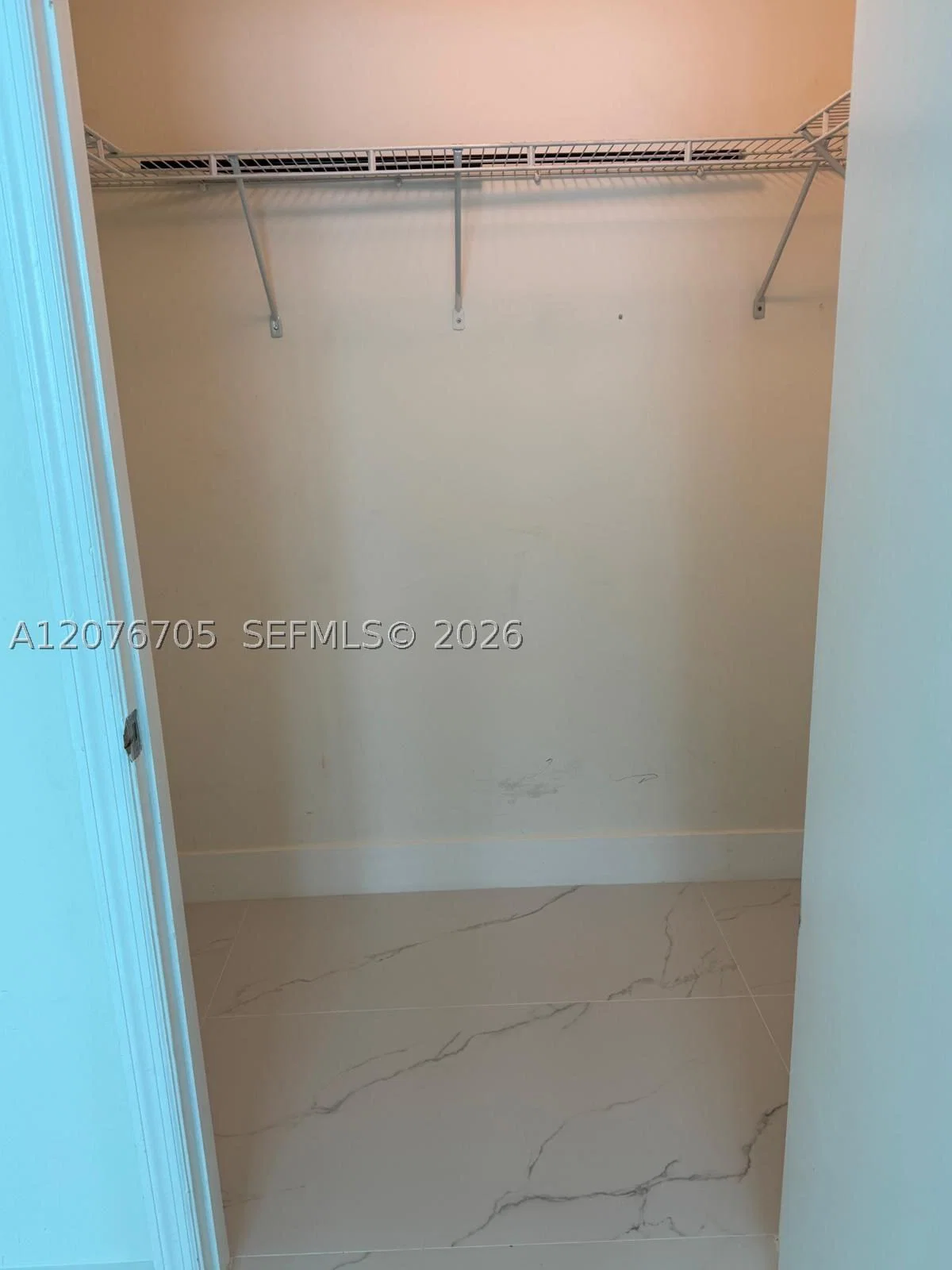 2+1 Condo — 500 Brickell Ave #3210, Miami, FL 33131