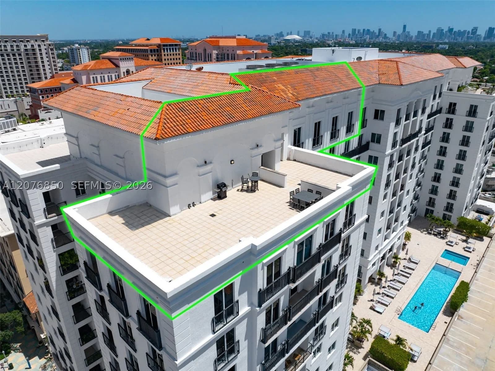 3-bedroom Condo — 10 Aragon Ave #1602, Coral Gables, FL 33134