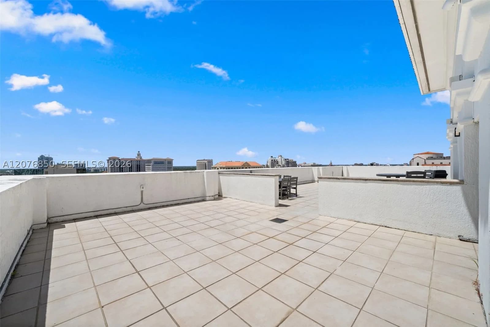3-bedroom Condo — 10 Aragon Ave #1602, Coral Gables, FL 33134