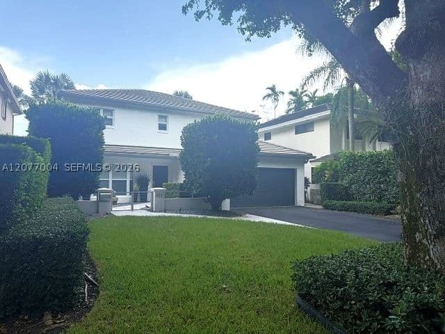 3-bedroom Single-Family Home — 4861 Campo Sano Ct #0, Coral Gables, FL 33146
