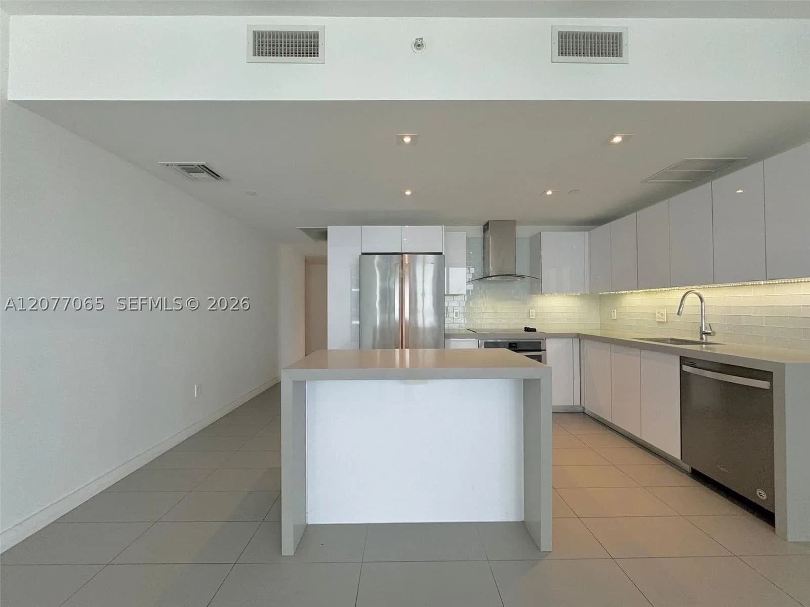 2-bedroom Condo — 1600 1st Ave #1416, Miami, FL 33132