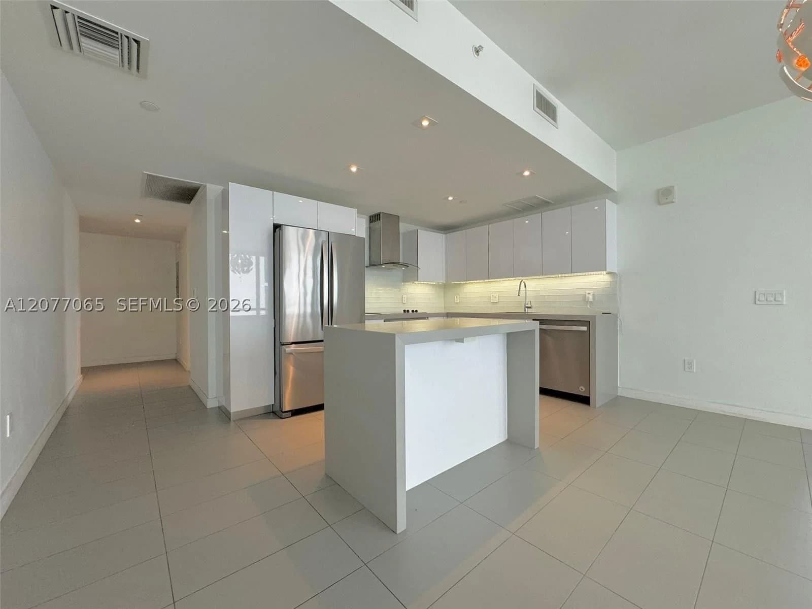 2-bedroom Condo — 1600 1st Ave #1416, Miami, FL 33132