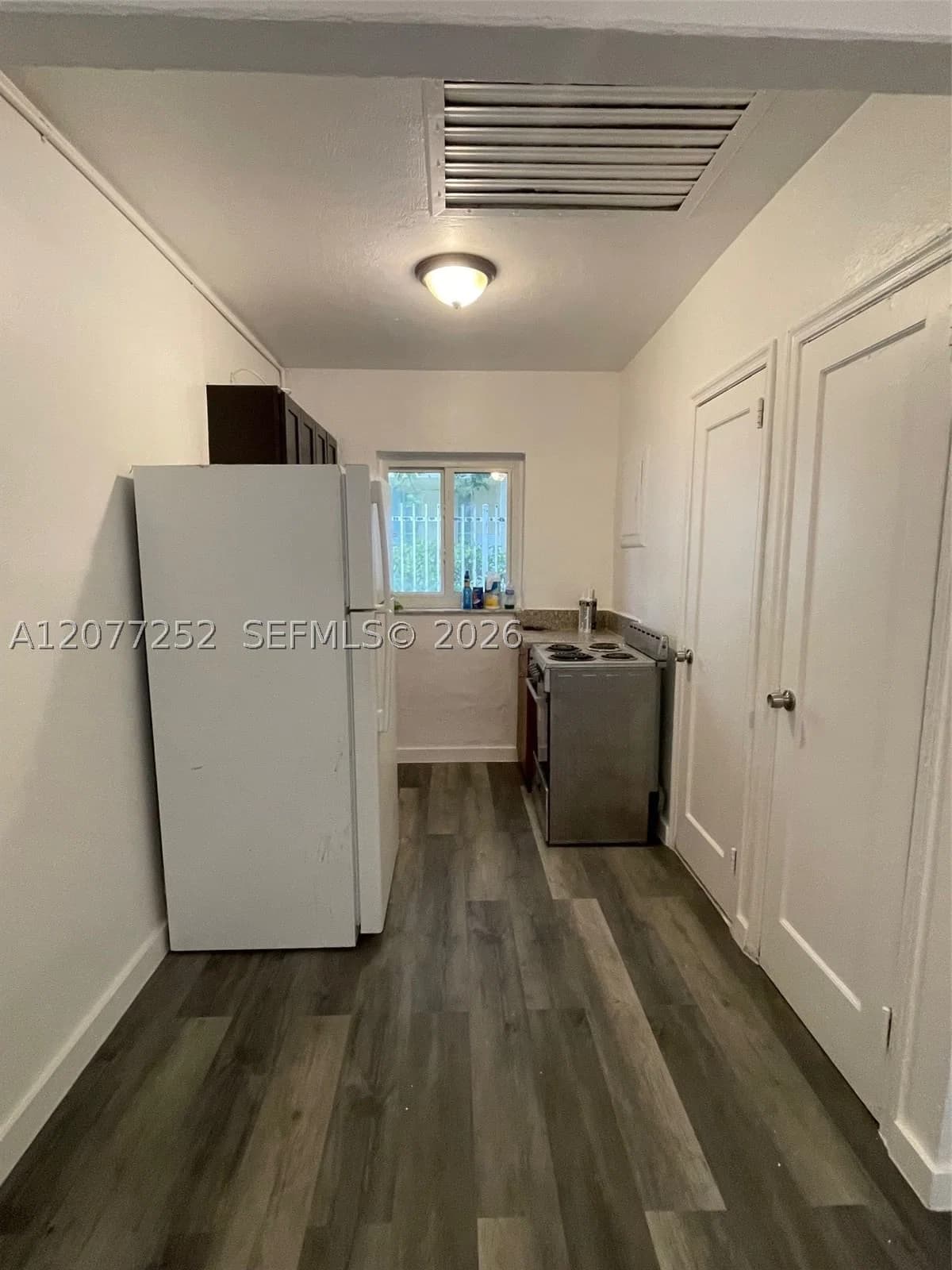 Apartment — 430 6th Ave #2, Miami, FL 33130
