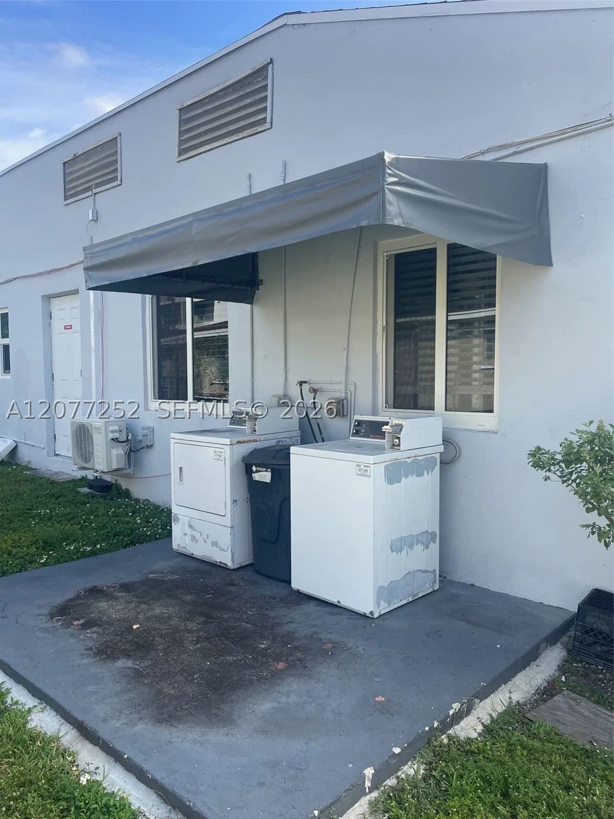 Apartment — 430 6th Ave #2, Miami, FL 33130