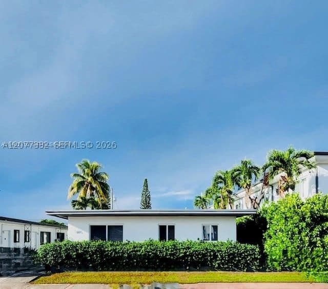 1-bedroom Property — 805 81st St #3, Miami Beach, FL 33141