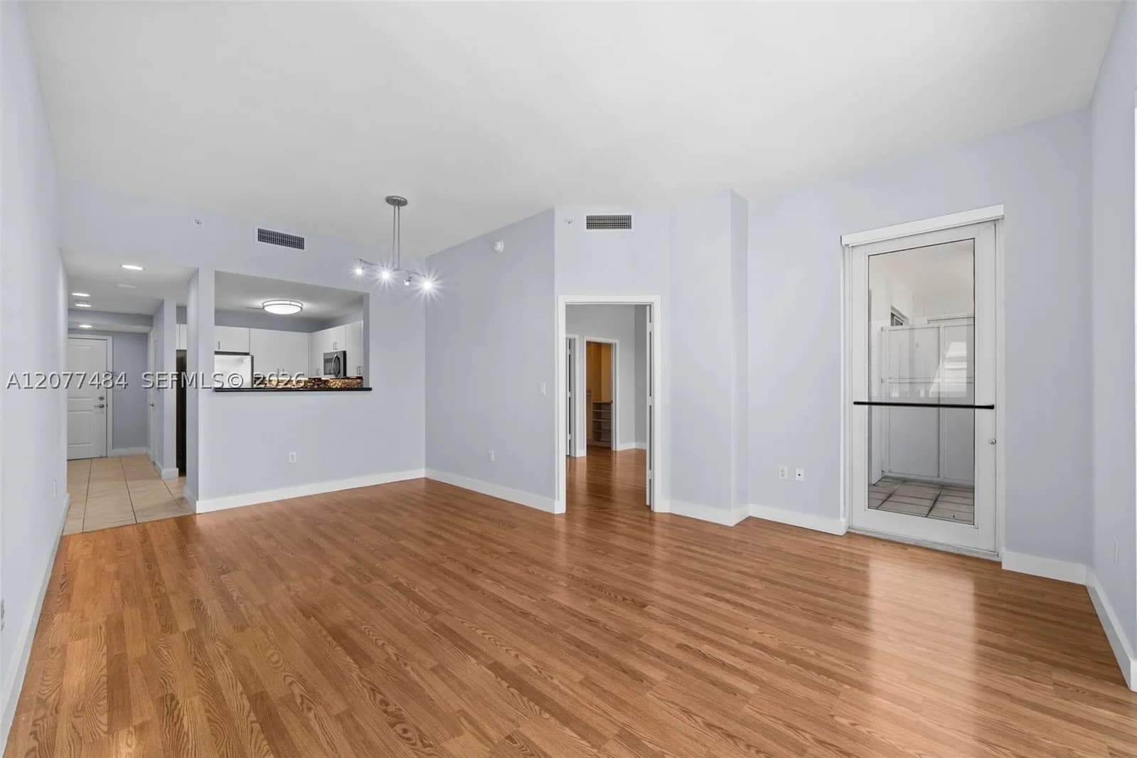 2-bedroom Condo — 10 Aragon Ave #1601, Coral Gables, FL 33134