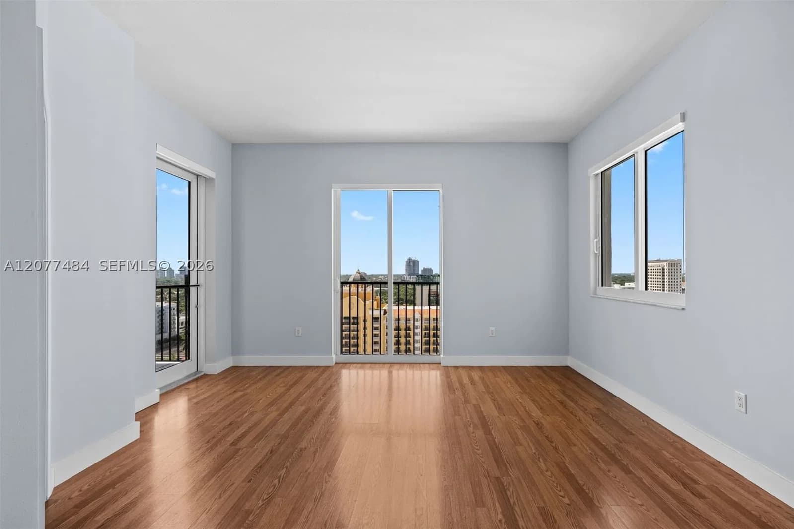2-bedroom Condo — 10 Aragon Ave #1601, Coral Gables, FL 33134