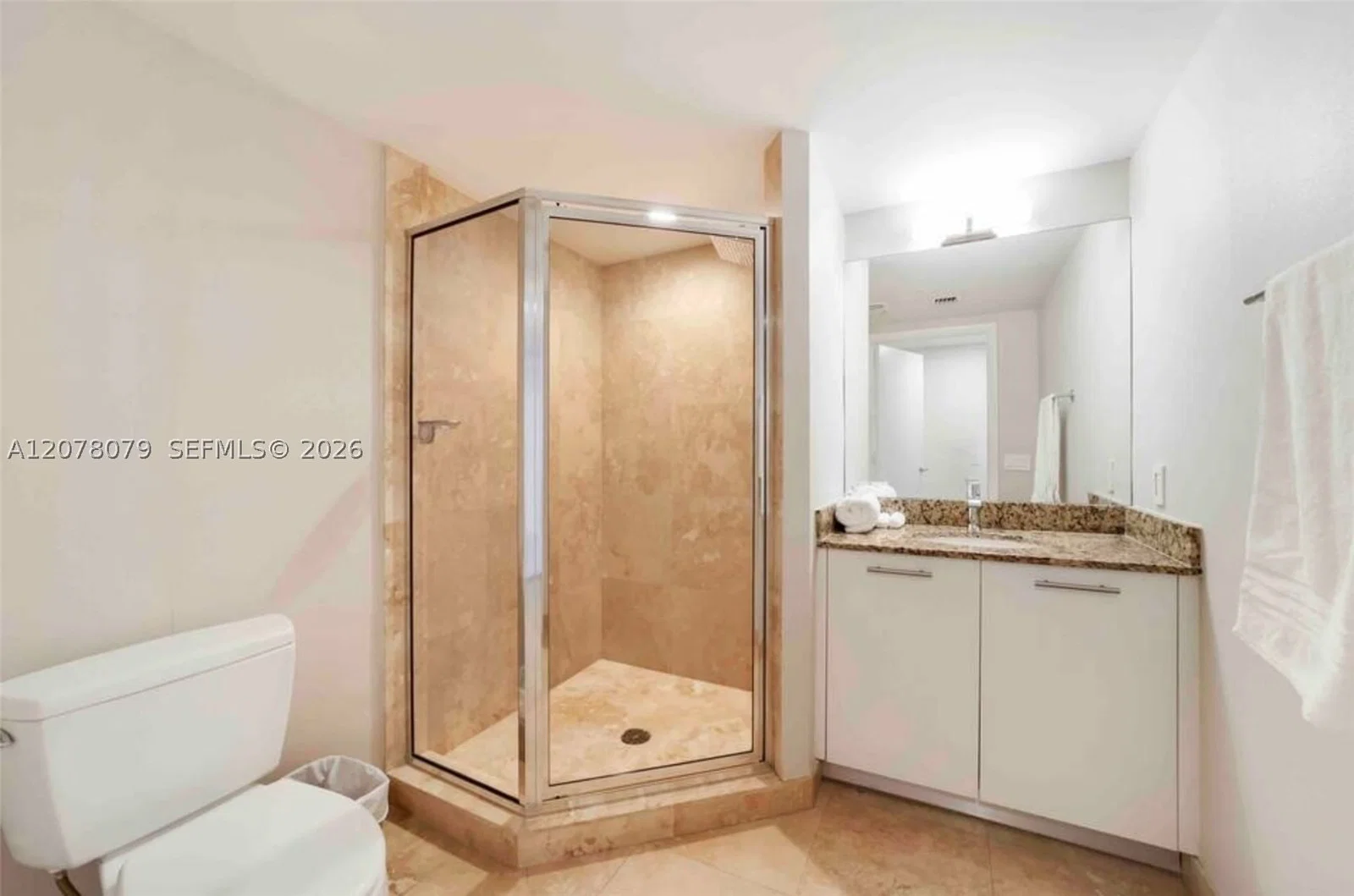 2+1 Condo — 41 5th St #408, Miami, FL 33131