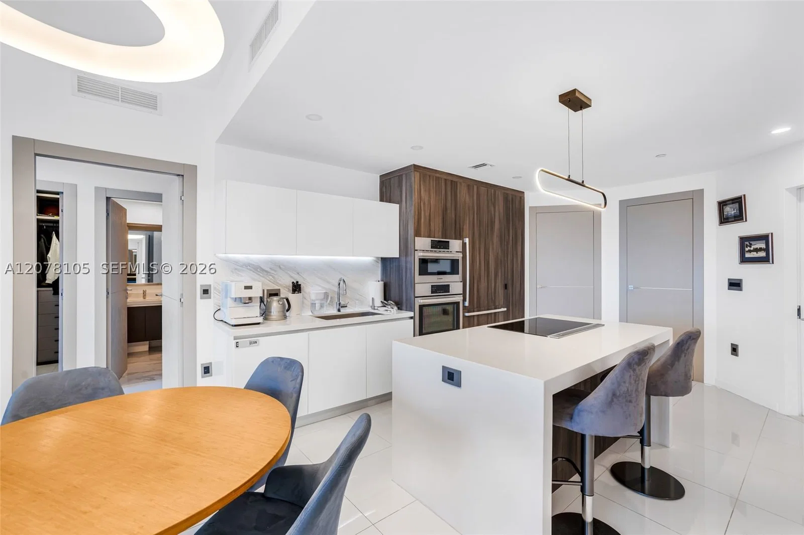 2-bedroom Condo — 851 1st Ave #1408, Miami, FL 33132