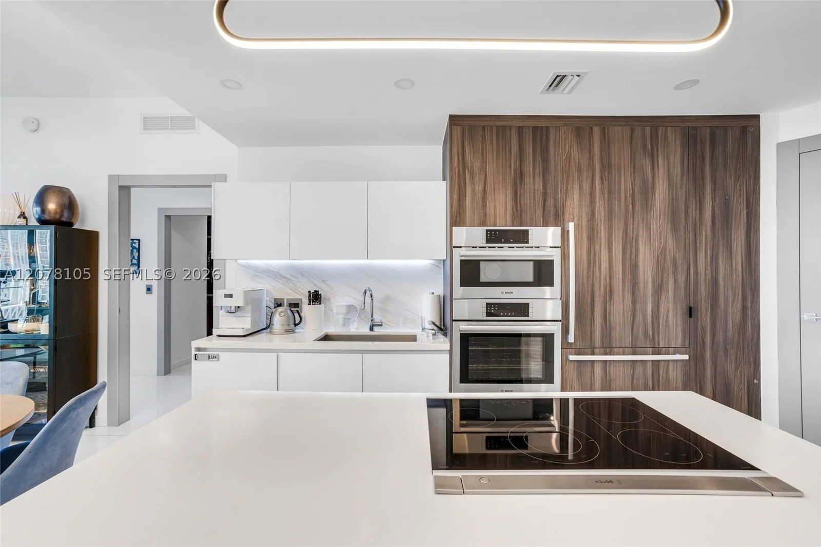 2-bedroom Condo — 851 1st Ave #1408, Miami, FL 33132
