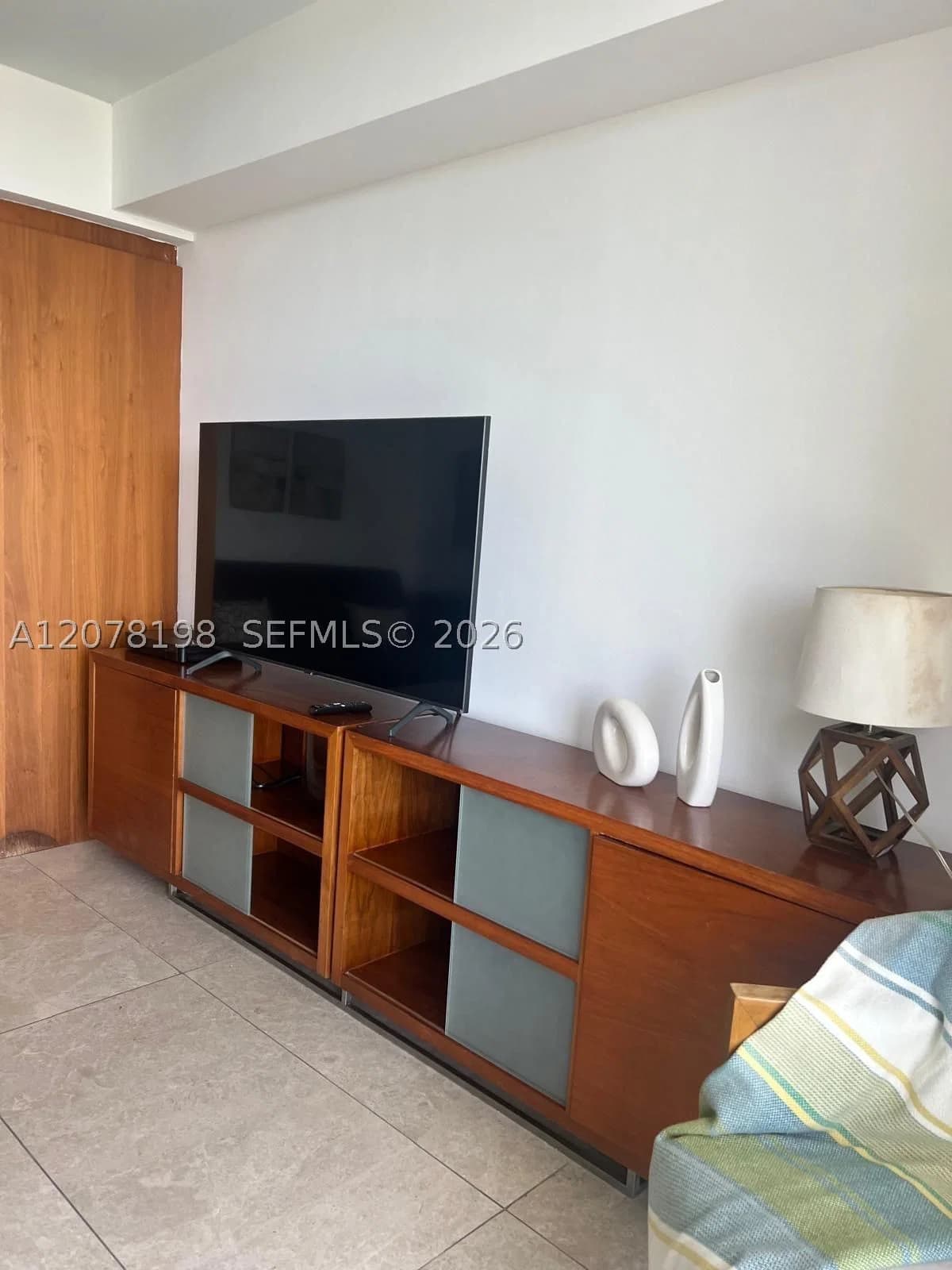 Condo — 50 Biscayne Blvd #606, Miami, FL 33132