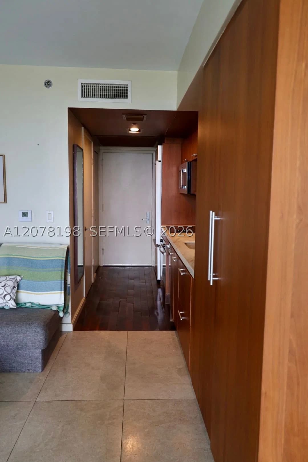 Condo — 50 Biscayne Blvd #606, Miami, FL 33132