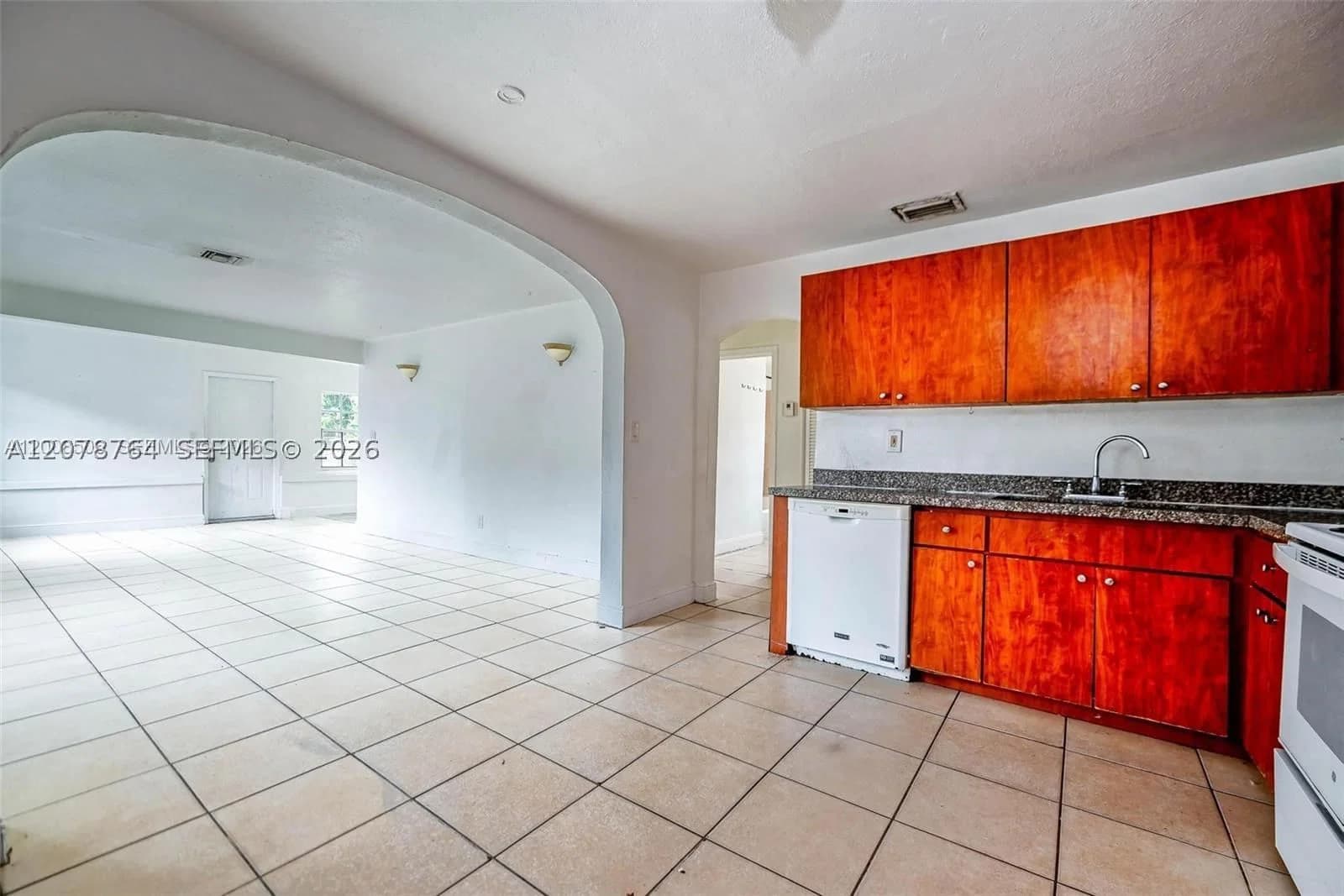 Dubleks — 2800 16th Ter, Miami, FL 33145