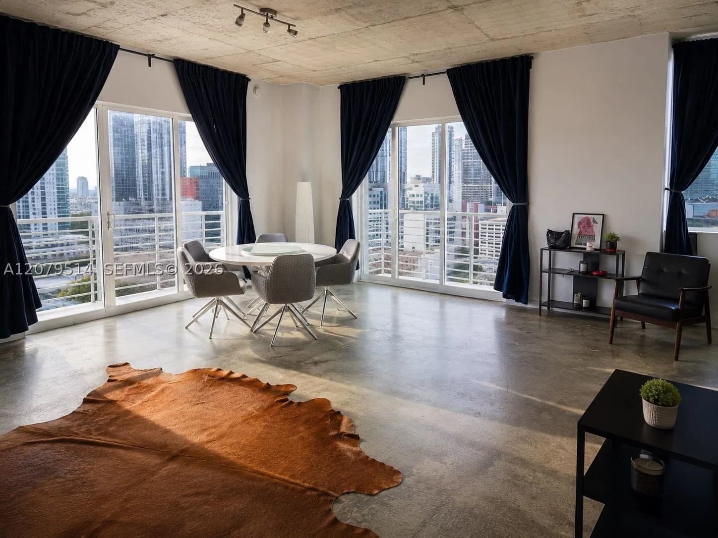 2-bedroom Condo — 133 2nd Ave #2113, Miami, FL 33132