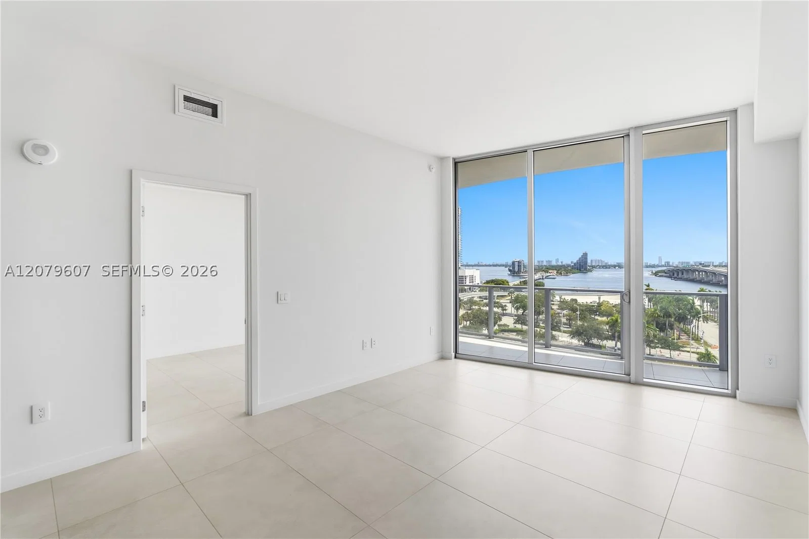 1+1 Condo — 1400 Biscayne Blvd #804, Miami, FL 33132