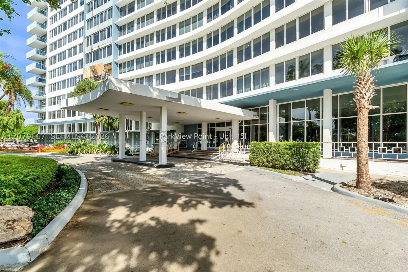 2+1 Condo — 7441 Wayne #15I, Miami Beach, FL 33141