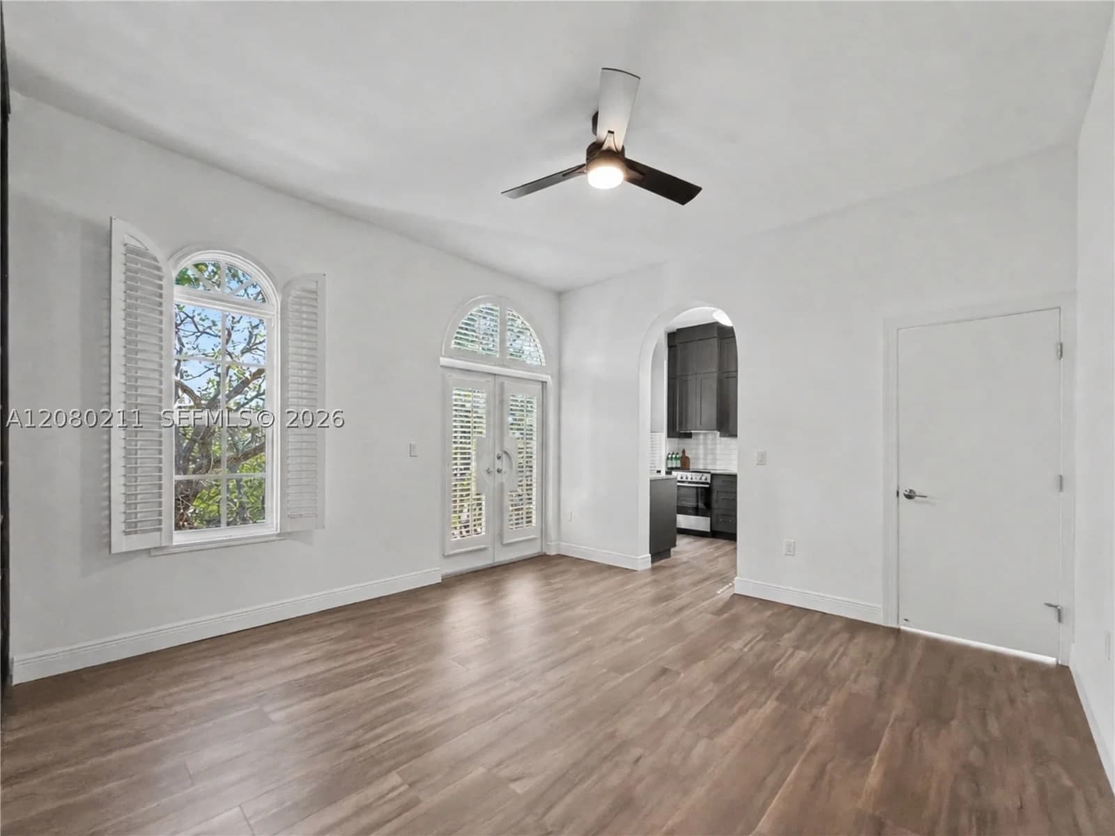 1+1 Condo — 111 Edgewater Dr #3B, Coral Gables, FL 33133