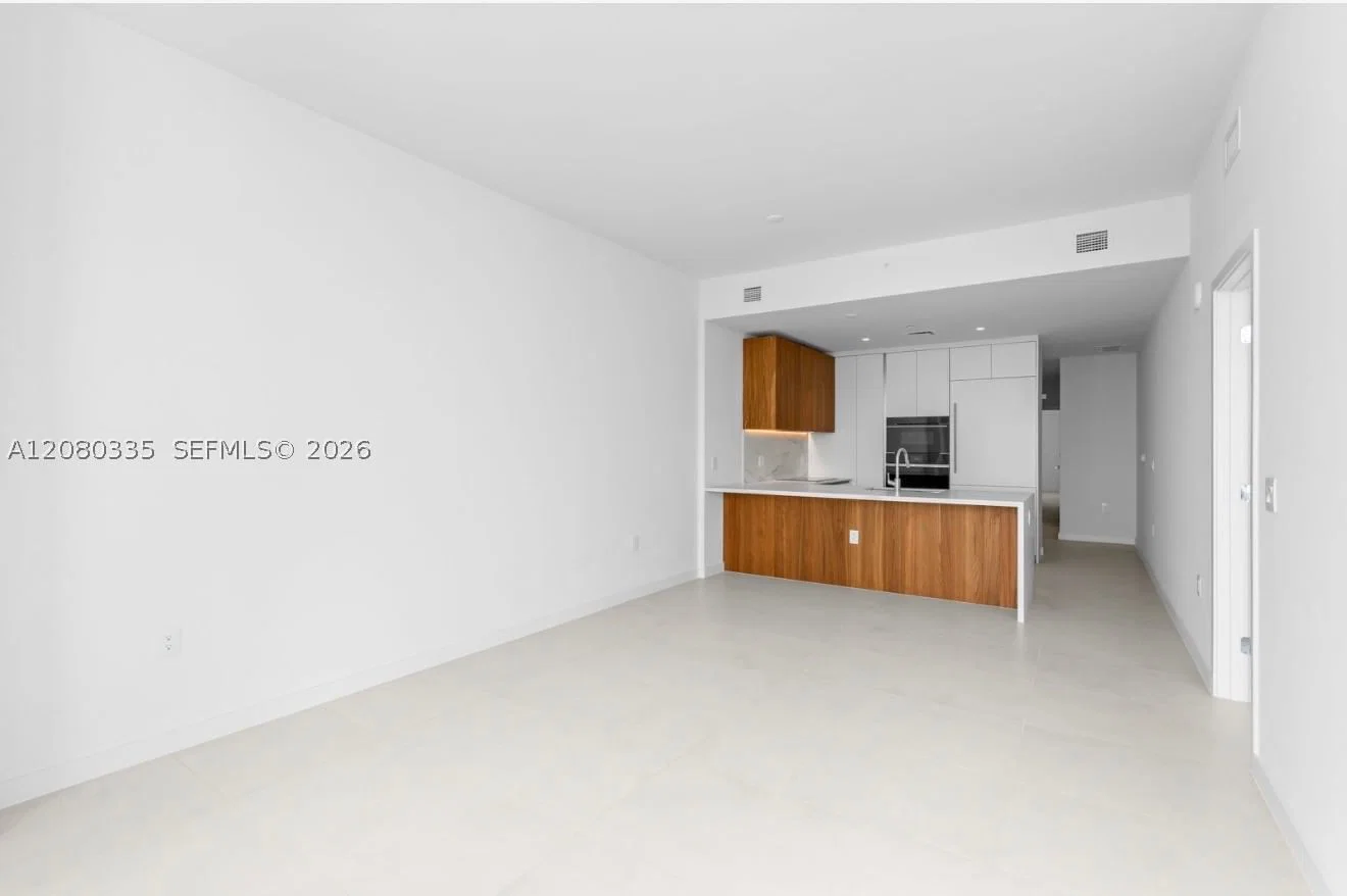2-bedroom Condo — 1400 biscayne #3805, Miami, FL 33132