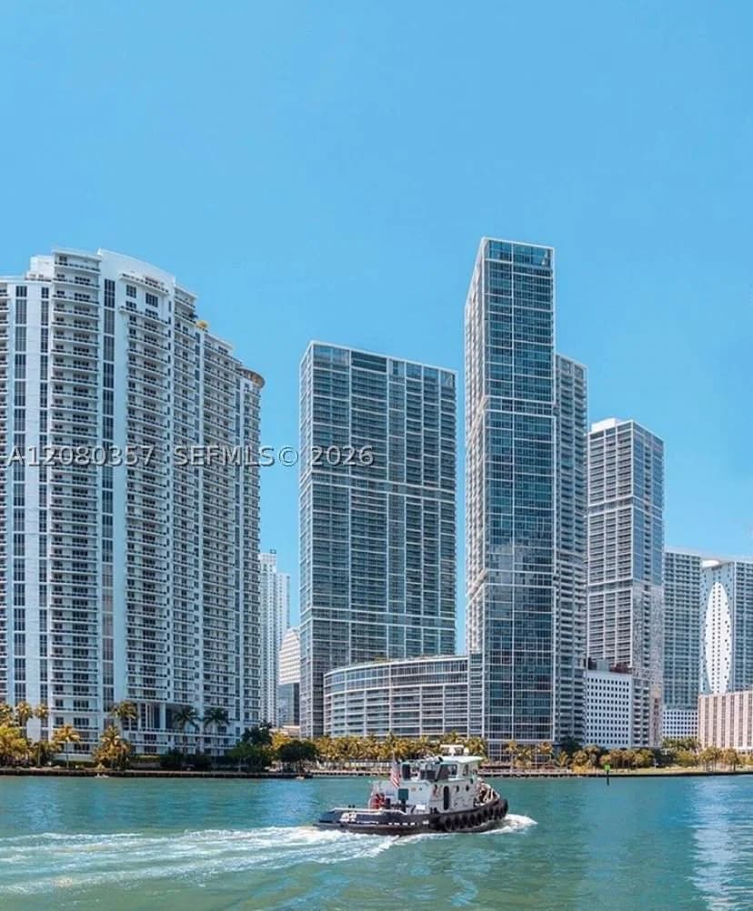 1+1 Condo — 485 Brickell Ave #2606, Miami, FL 33131