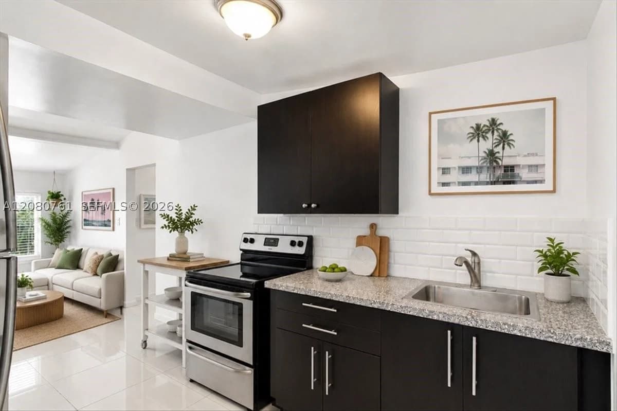 Mülk — 268 34th St, Miami, FL 33127