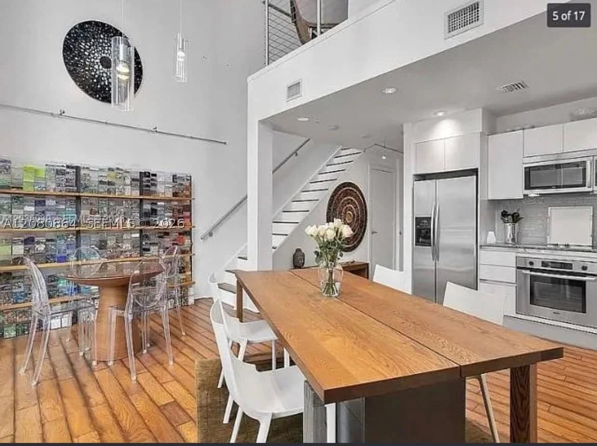 1-bedroom Condo — 1050 Brickell Ave #208, Miami, FL 33131