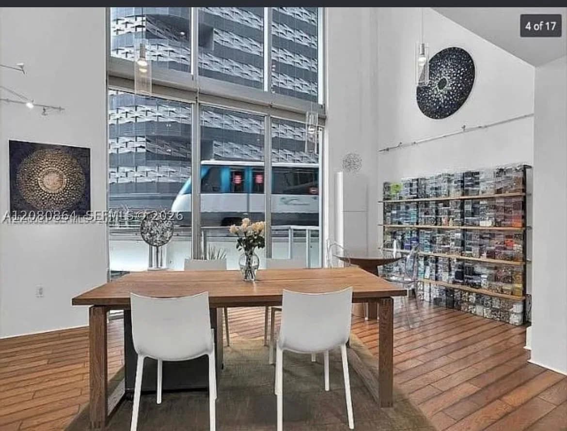 1-bedroom Condo — 1050 Brickell Ave #208, Miami, FL 33131