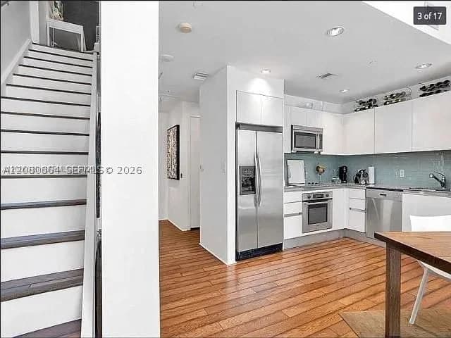 1-bedroom Condo — 1050 Brickell Ave #208, Miami, FL 33131