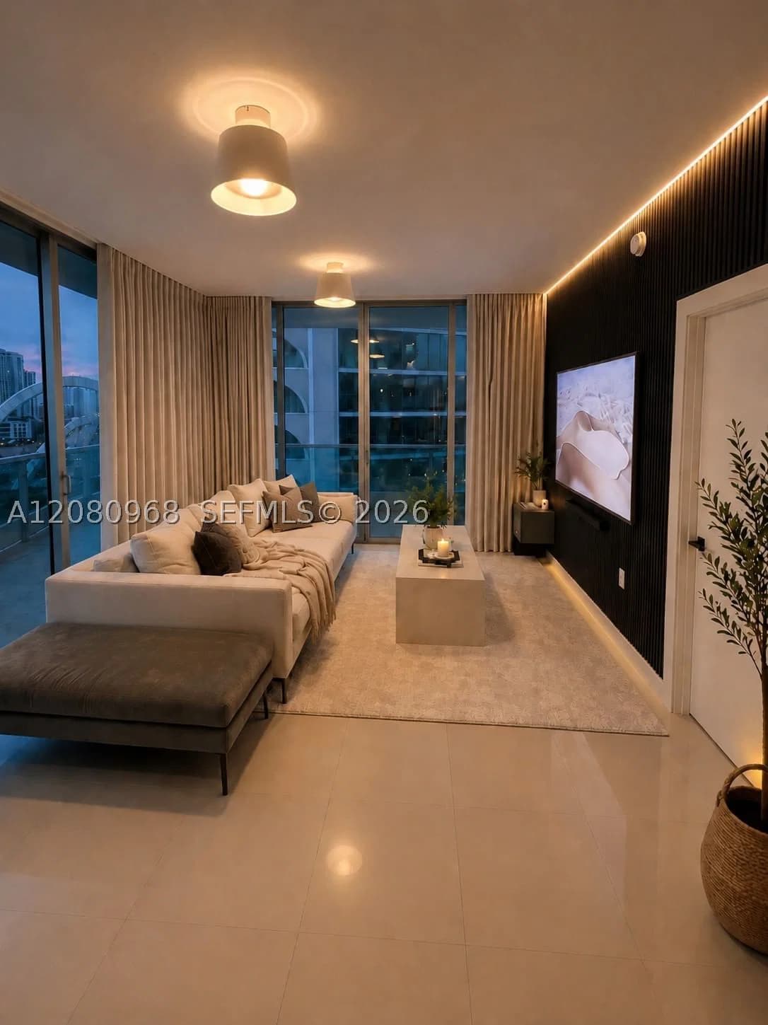 2+1 Condo — 900 Biscayne Blvd #2112, Miami, FL 33132