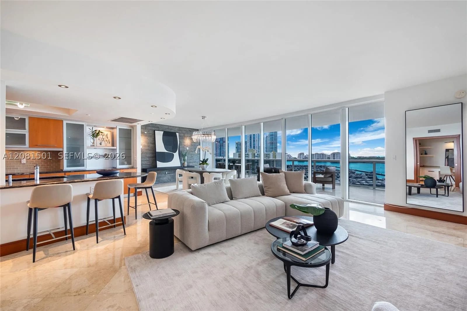 3-bedroom Condo — 400 Alton Rd #1106, Miami Beach, FL 33139