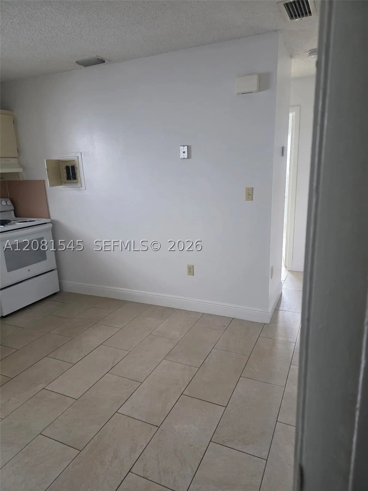 2-bedroom Apartment — 1575 1st St #3, Miami, FL 33125