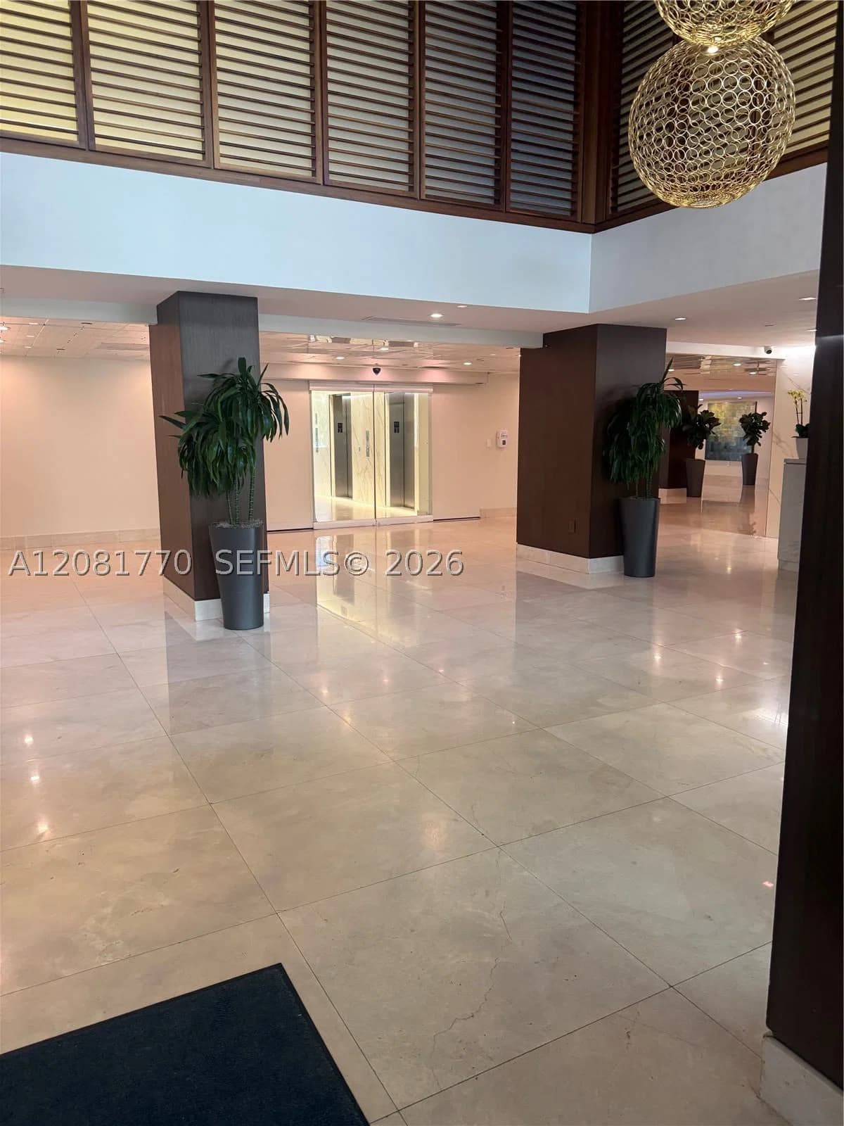1-bedroom Condo — 540 Brickell Key Dr #726, Miami, FL 33131
