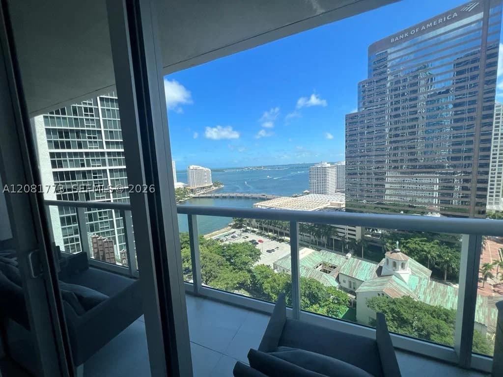 2+1 Condo — 485 Brickell Ave #2109, Miami, FL 33131