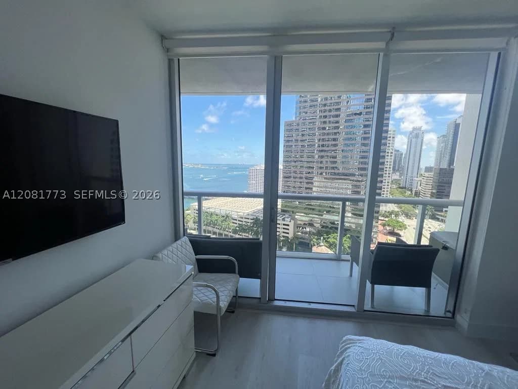 2+1 Condo — 485 Brickell Ave #2109, Miami, FL 33131