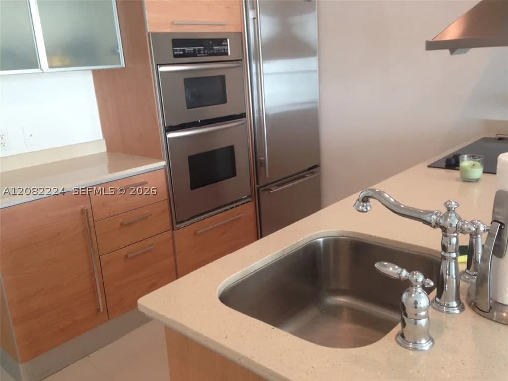 1-bedroom Condo — 218 14th St #2108, Miami, FL 33131